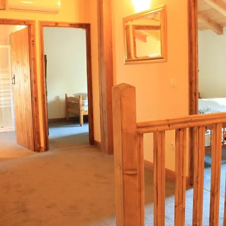 Gites De Peyrounou 4-Bed House In Lacapelle-Biron