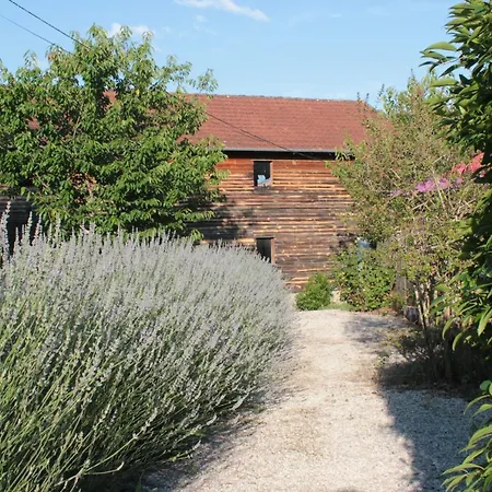 Gites De Peyrounou 4-Bed House In Lacapelle-Biron Dom wakacyjny