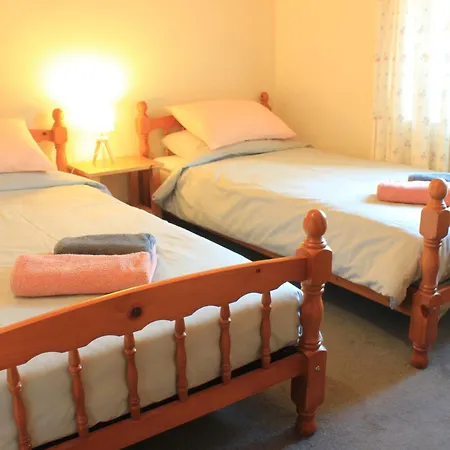 Gites De Peyrounou 4-Bed House In Lacapelle-Biron Lacapelle-Biron
