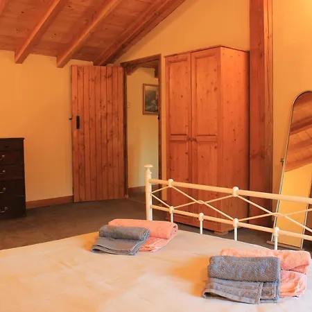 Gites De Peyrounou 4-Bed House In Lacapelle-Biron Dom wakacyjny Lacapelle-Biron